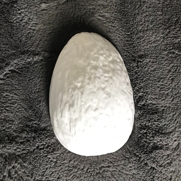 2/$25 Anthropologie Walnut /Avocado Bowl - Picture 4 of 6